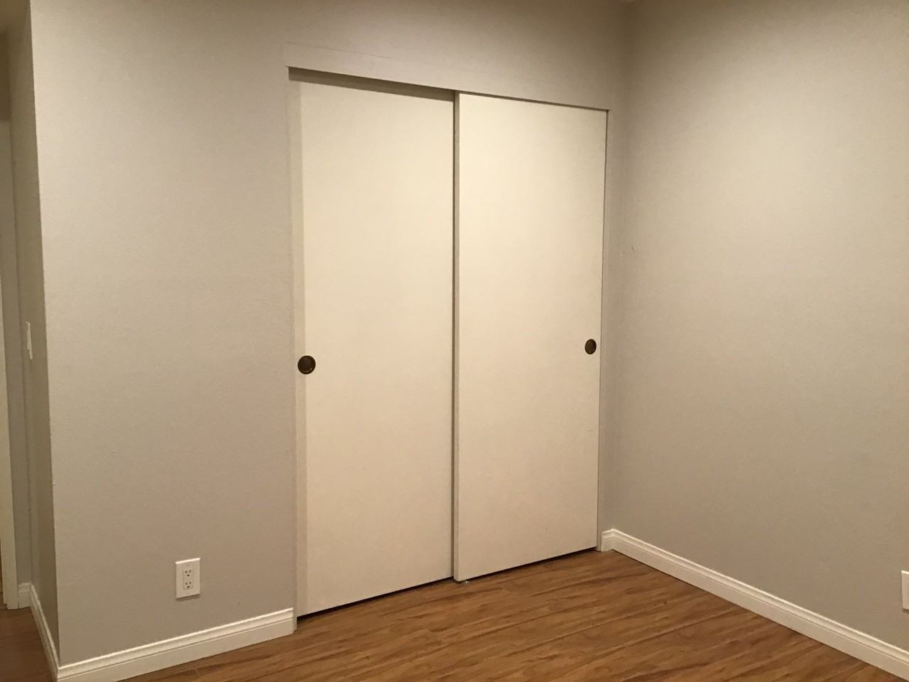 1712 Pepper St - Photo 2 of 3