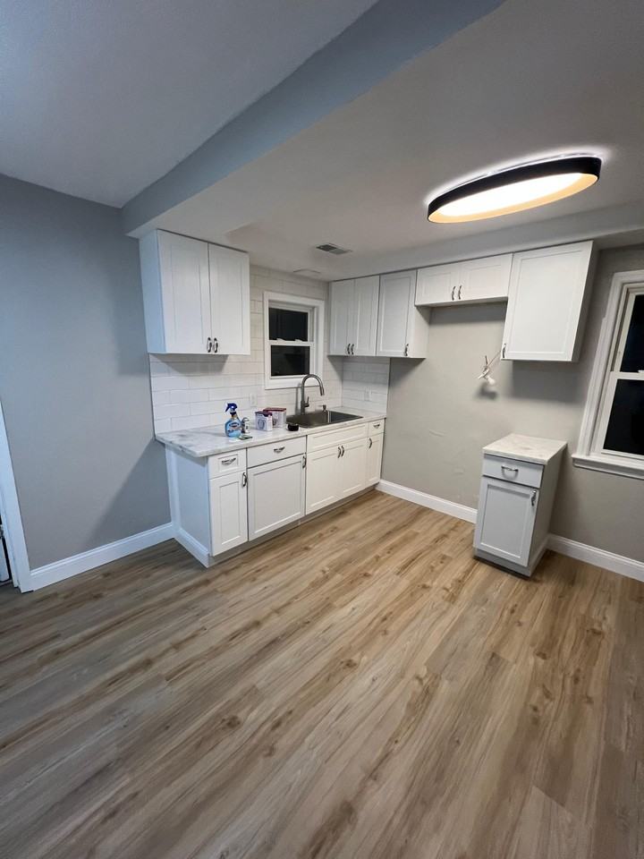 1026 Renfield Rd - Photo 7 of 20