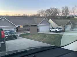 featured image of 210 Vanover Ln #1