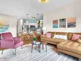 featured image of 219 Kings Trl #10