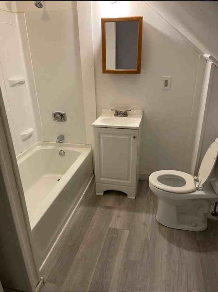 8 Burrill St #2 - Photo 4 of 9
