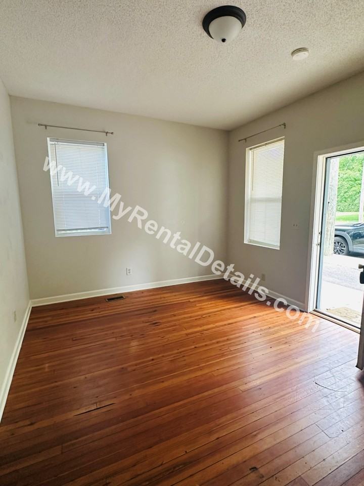 51 Mount Clare Ave #B - Photo 7 of 28
