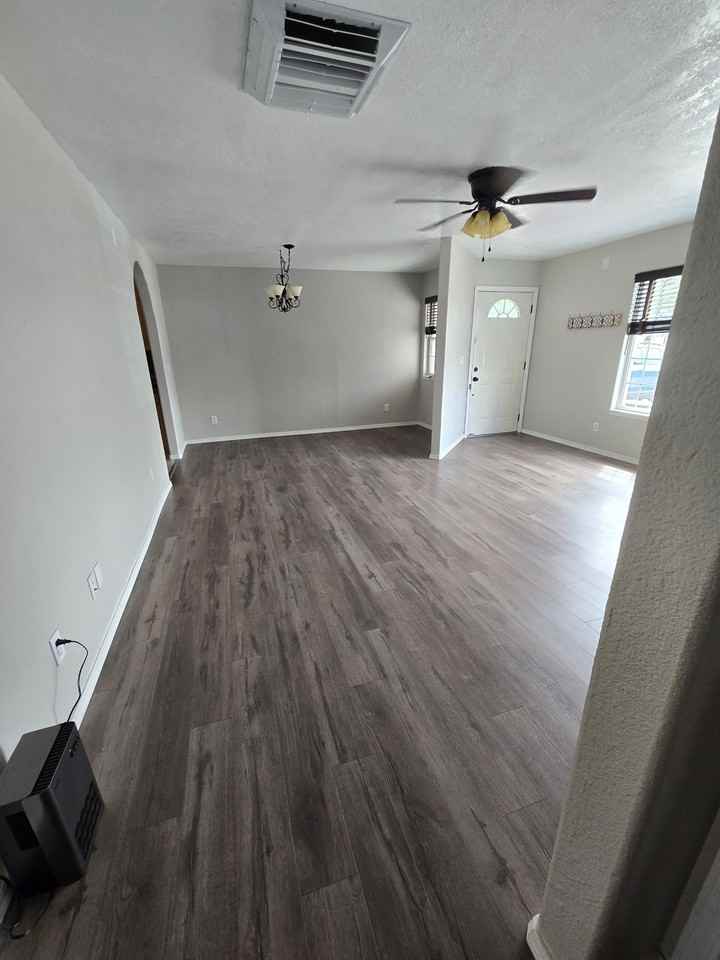 801 Hacienda Ln #14 - Photo 3 of 37