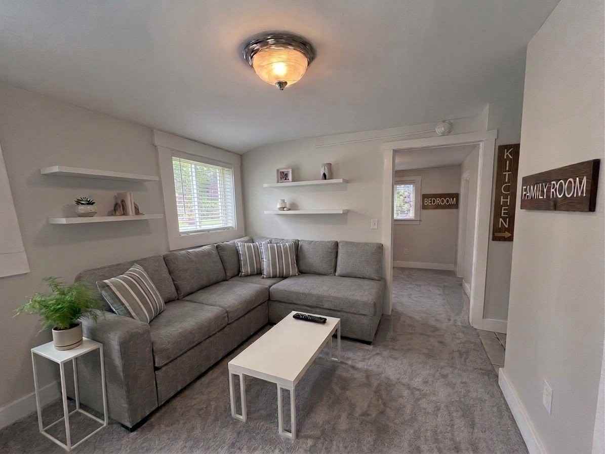 483 E 1st Ave #6 - Photo 2 of 13