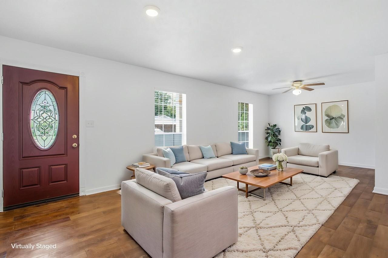 7150 Santa Barbara St - Photo 3 of 20