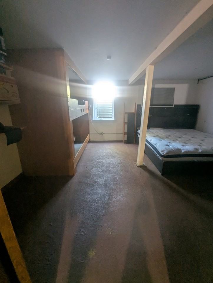 606 W Chestnut St - Photo 4 of 6