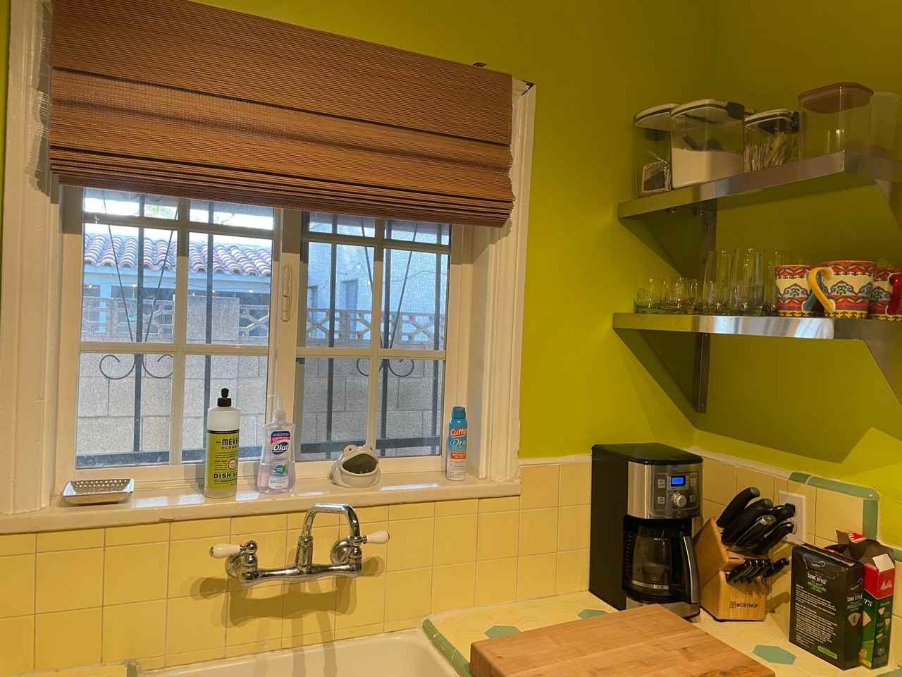 720 W Mcdowell Rd #4 - Photo 6 of 19