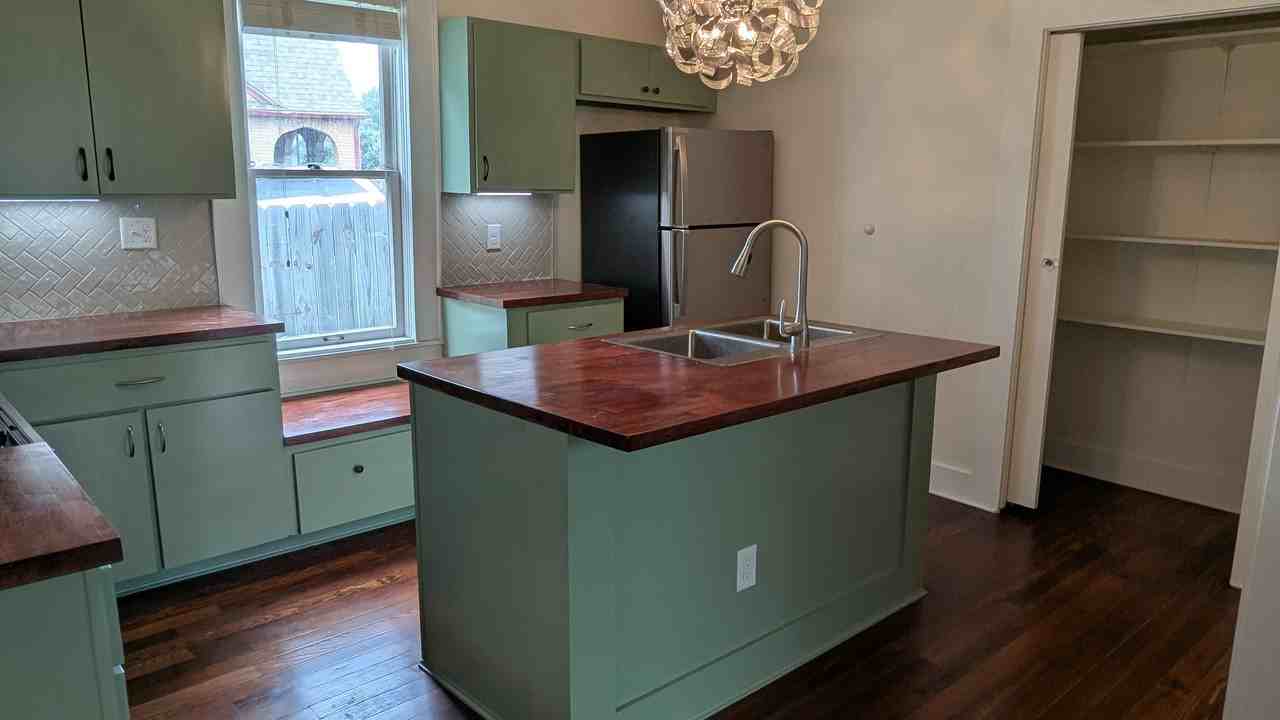 966 E Pulaski St - Photo 5 of 20