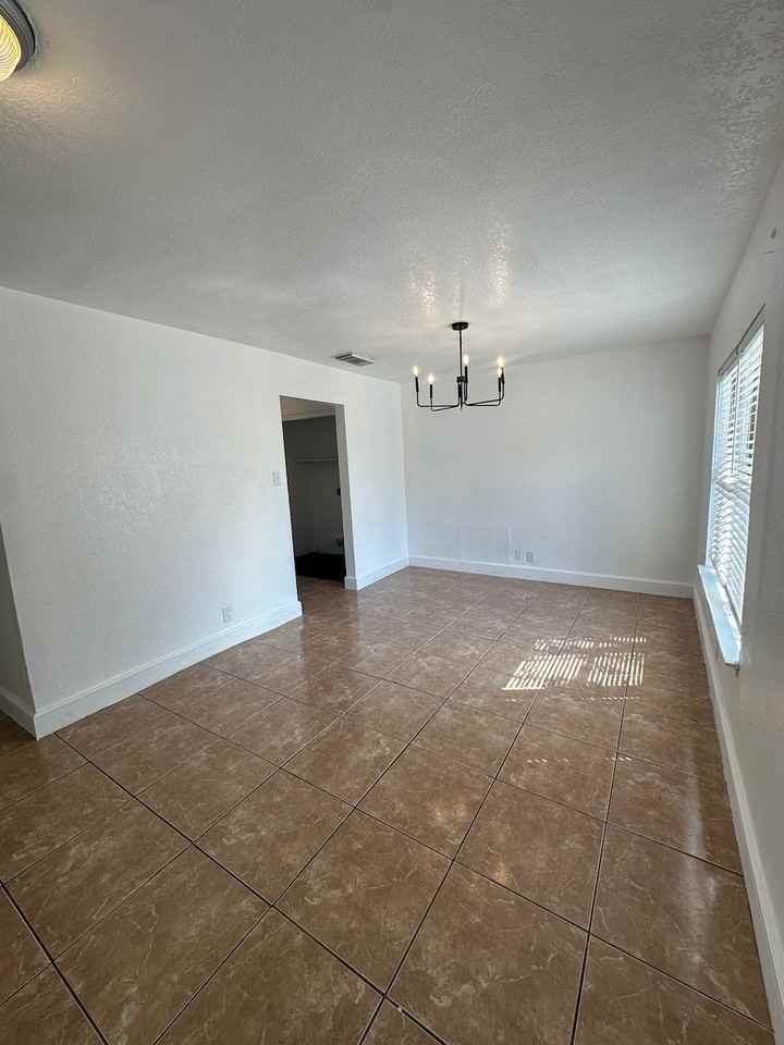 3122 Opal Field Dr - Photo 5 of 18