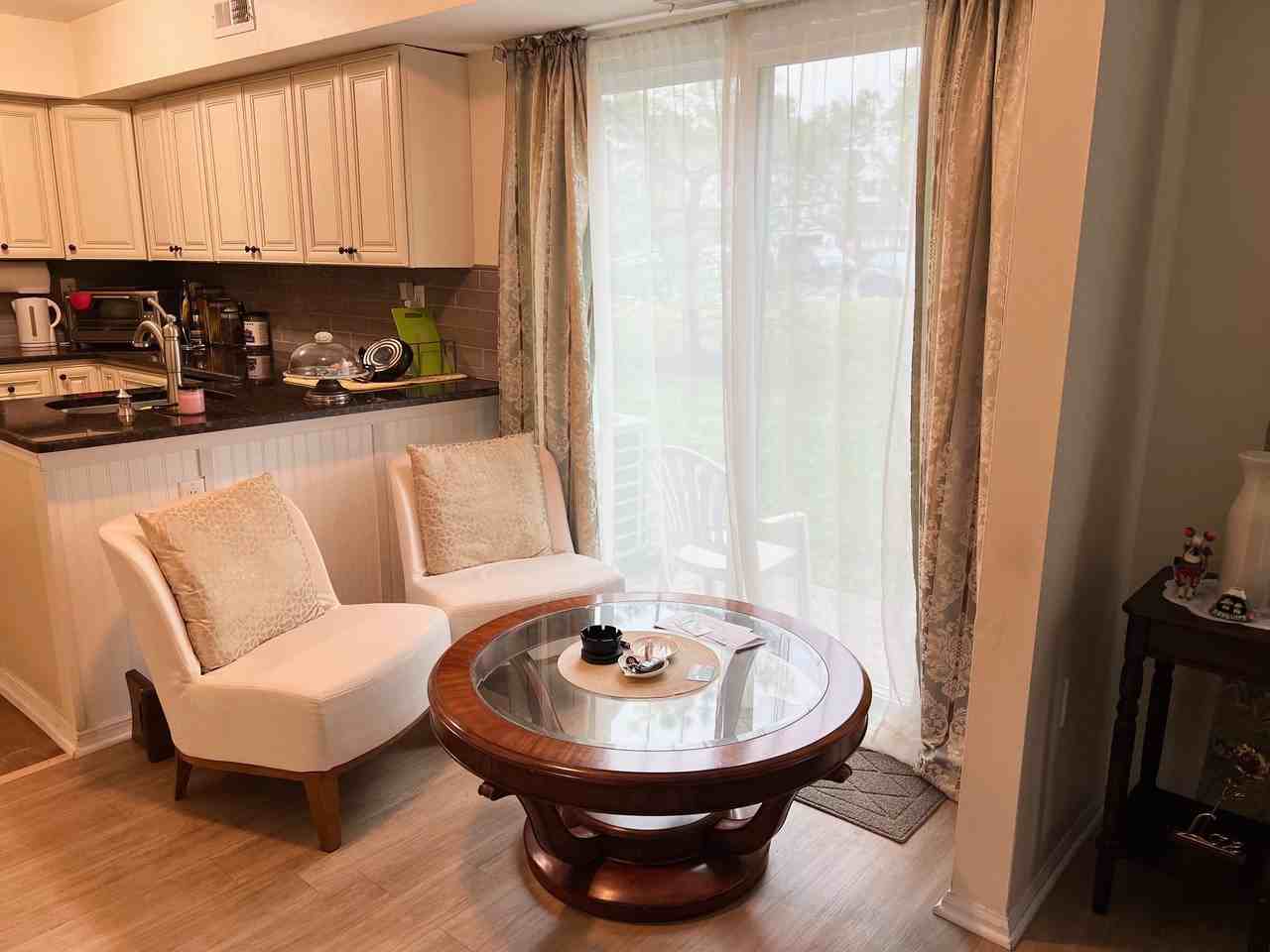 248 Tintern Ct - Photo 4 of 15