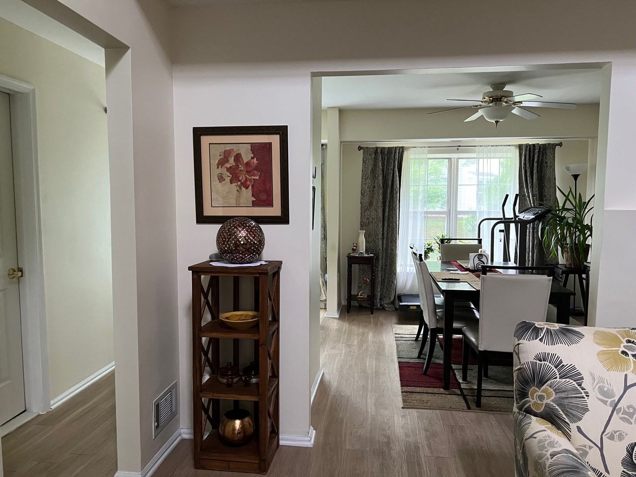 248 Tintern Ct - Photo 5 of 15