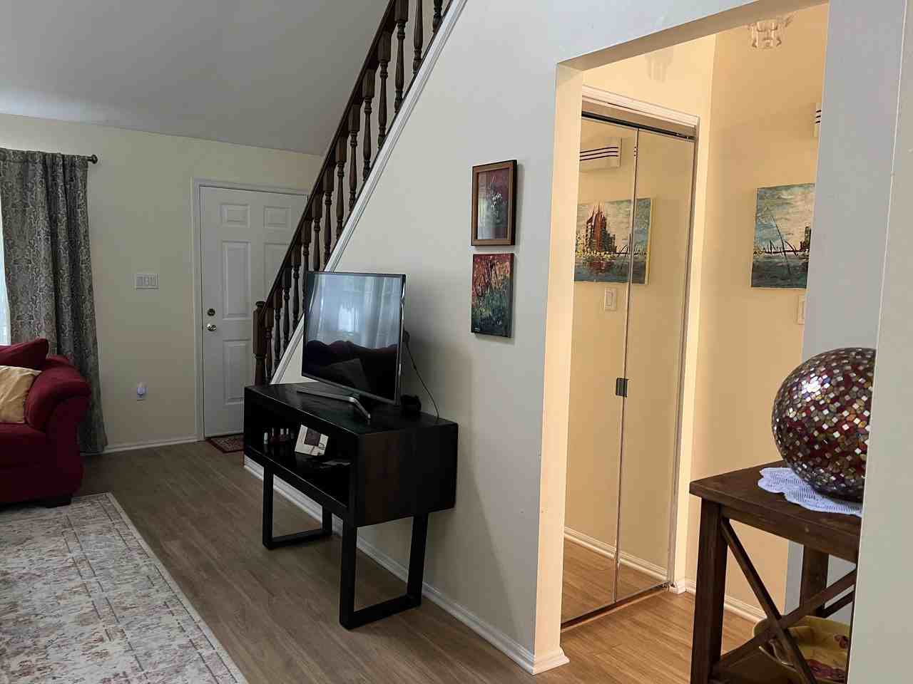 248 Tintern Ct - Photo 6 of 15
