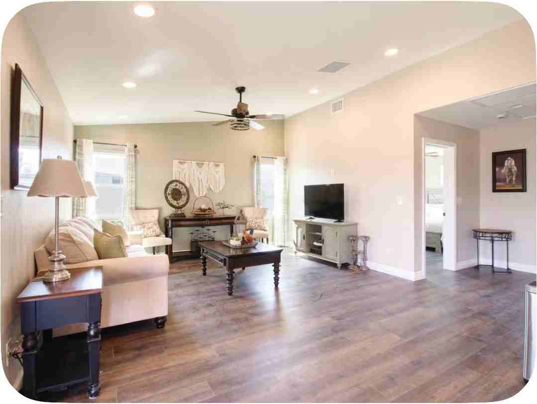 15669 Ridgeway Ave - Photo 7 of 12