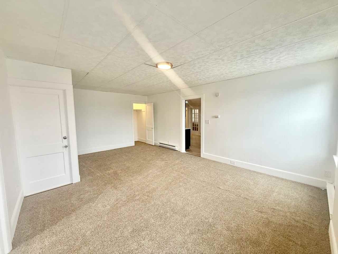 403 25th St #2E - Photo 4 of 10