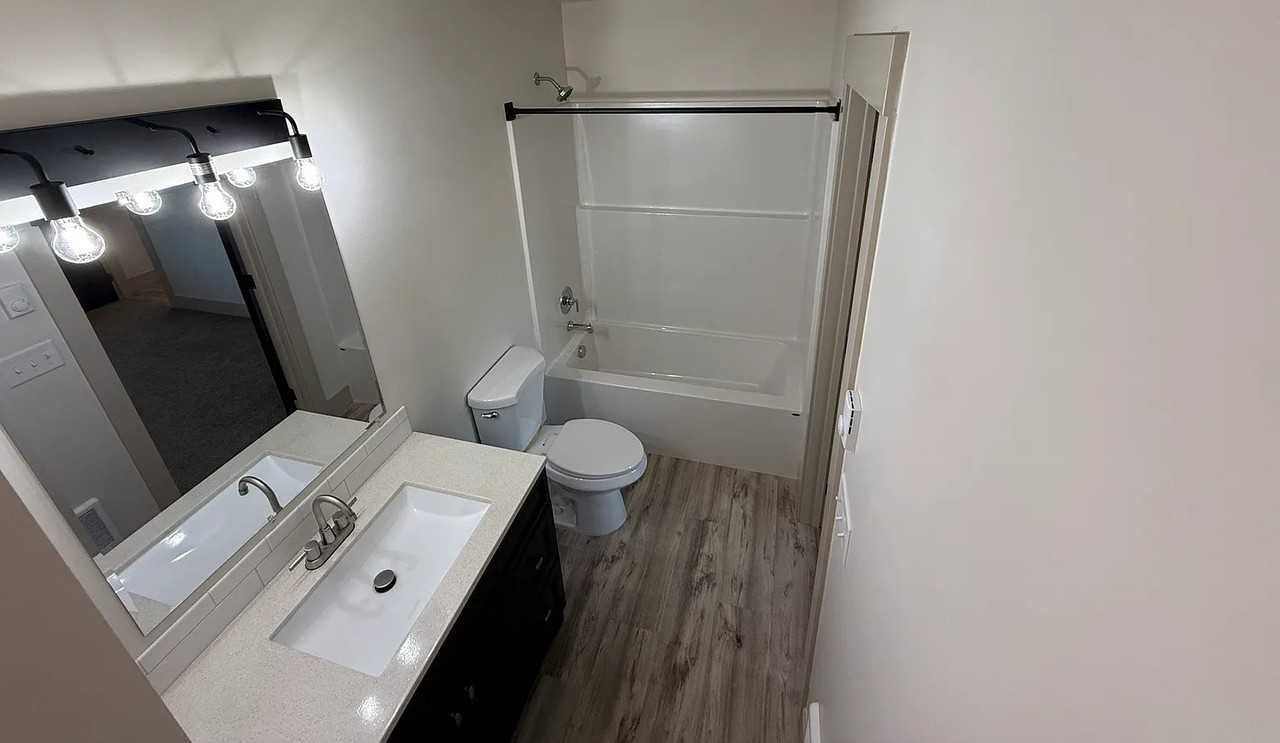 1615 North Gillis Lane - Photo 7 of 10