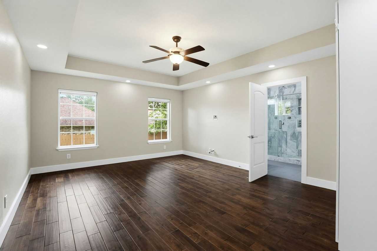 17006 Silverwood Drive - Photo 6 of 33