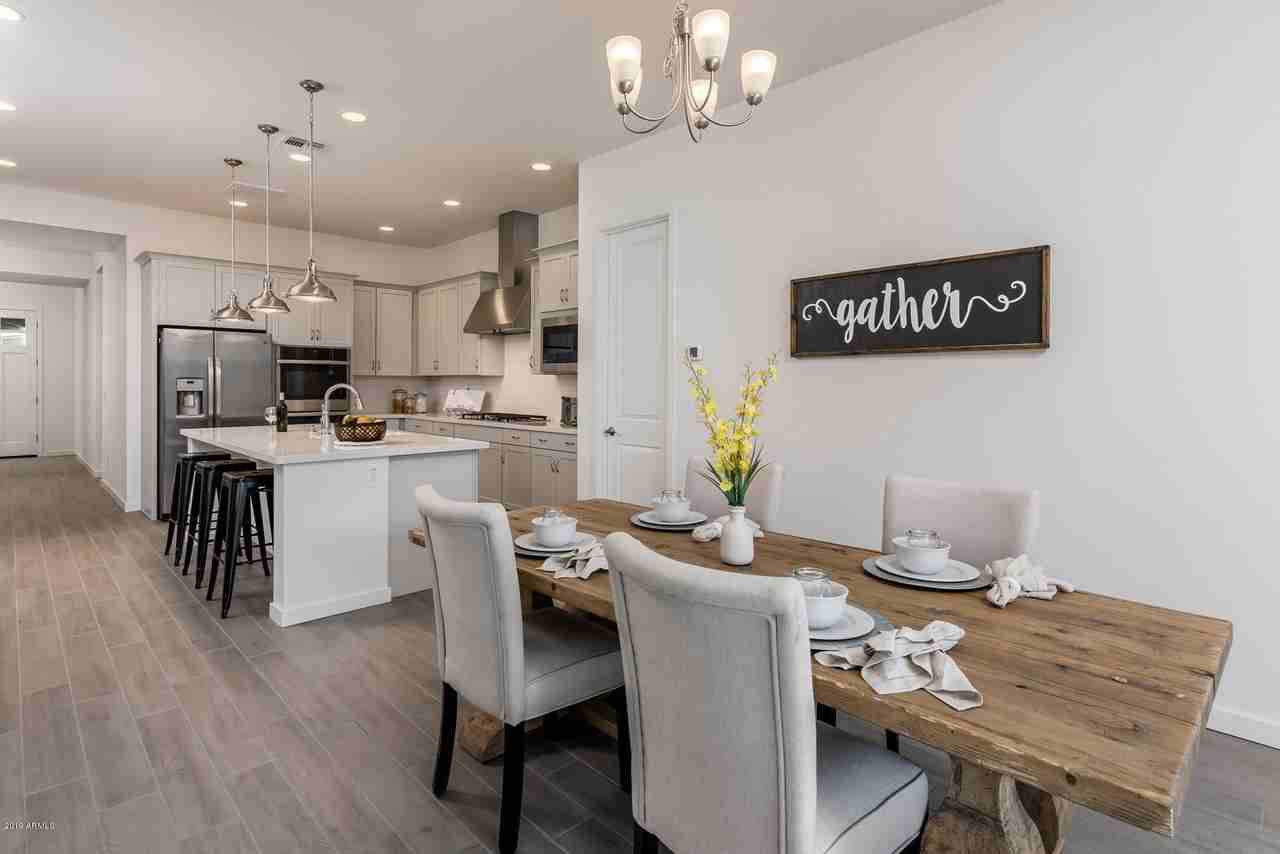 927 E Paseo Way - Photo 7 of 24