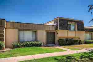 featured image of 4865 N Granite Reef Rd