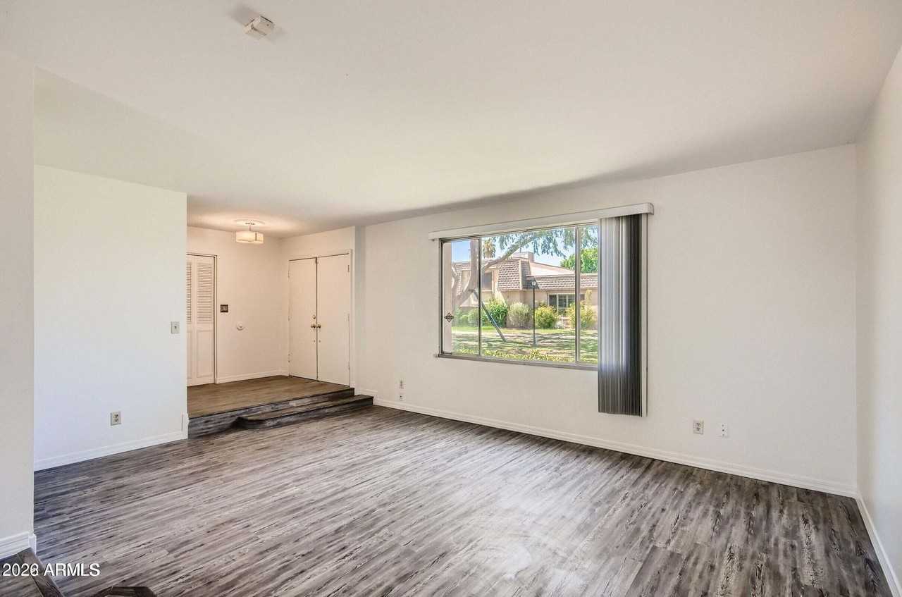 4865 N Granite Reef Rd - Photo 4 of 15