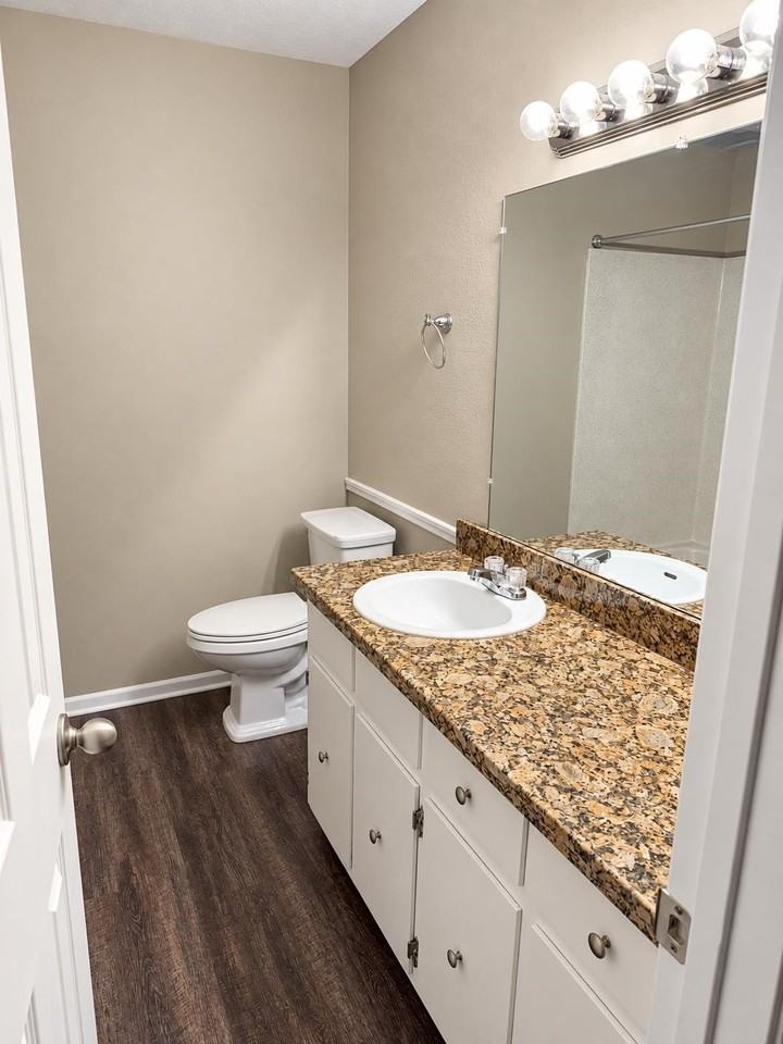 1150 Chatwood Dr - Photo 6 of 8