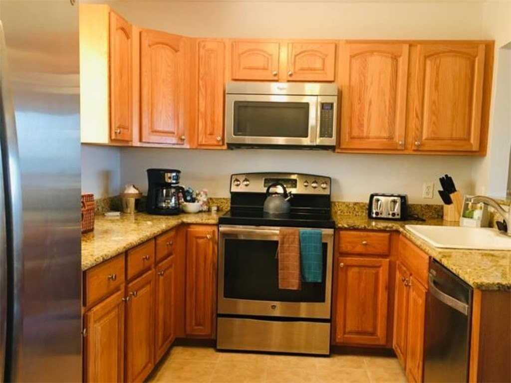 3402 Ocean Dr #37 - Photo 5 of 16
