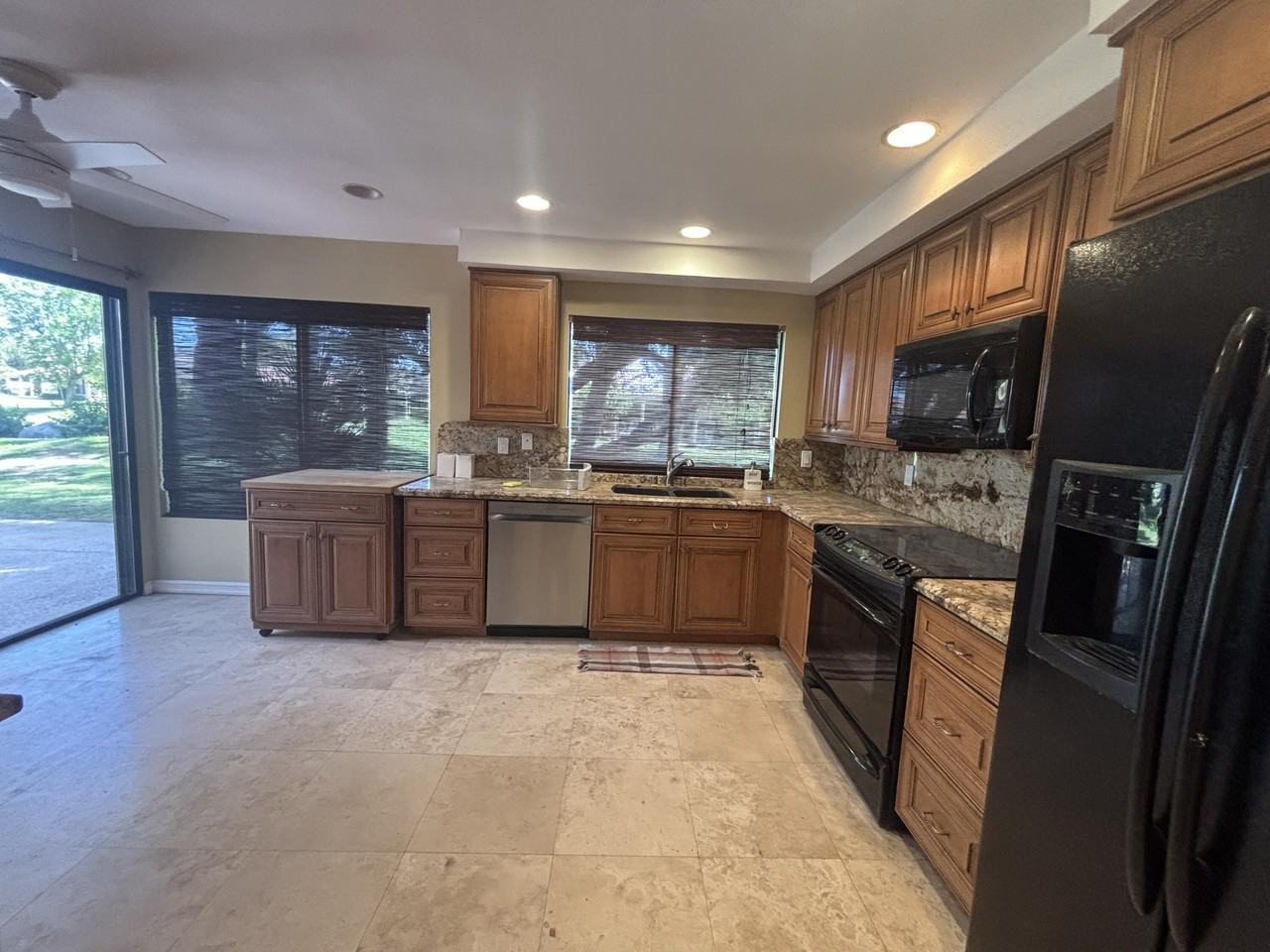 59 Tennis Club Dr - Photo 3 of 10