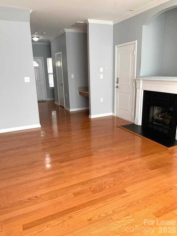 15407 Saint Christopher Ct - Photo 4 of 11