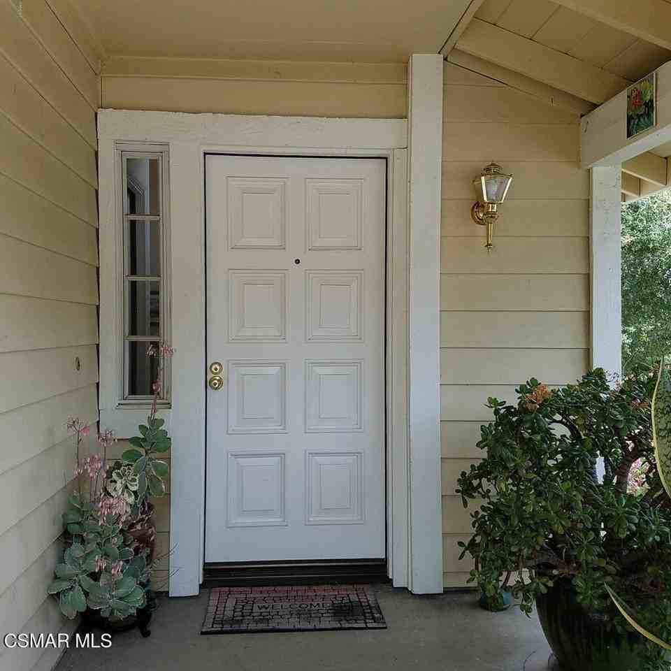 31005 Lexington Way - Photo 3 of 24