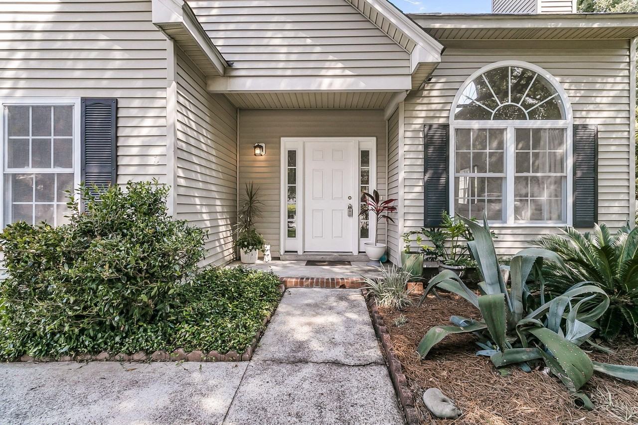 339 Mount Royall Dr - Photo 4 of 50