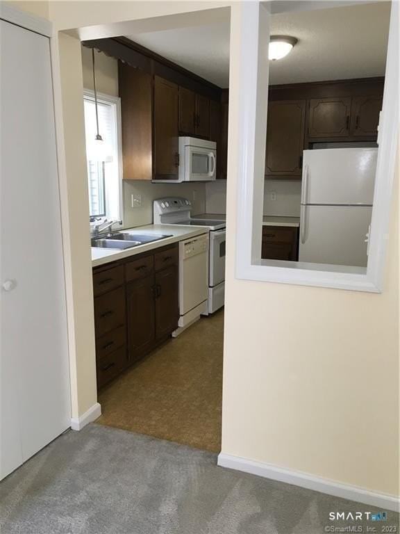 385 Scott Swamp Rd #C - Photo 2 of 5