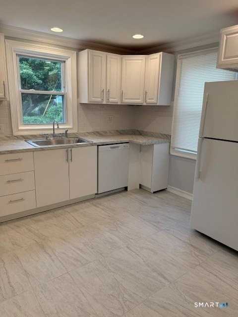 11 High Ridge Dr - Photo 2 of 8