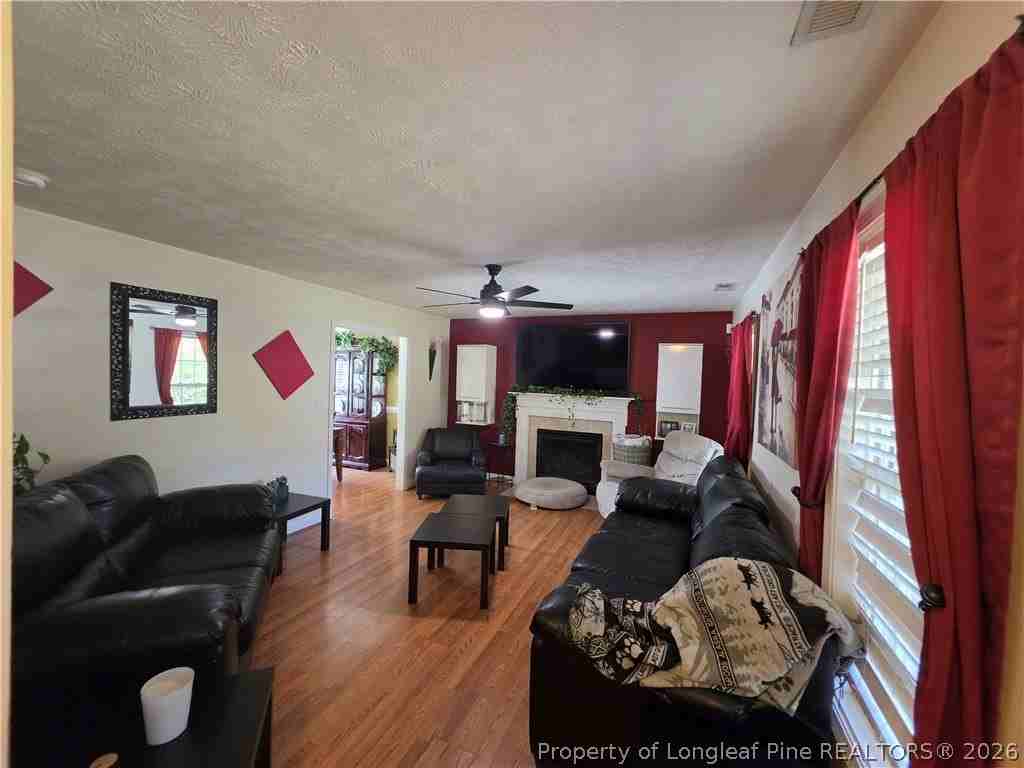 247 Valley View Ct - Photo 4 of 31