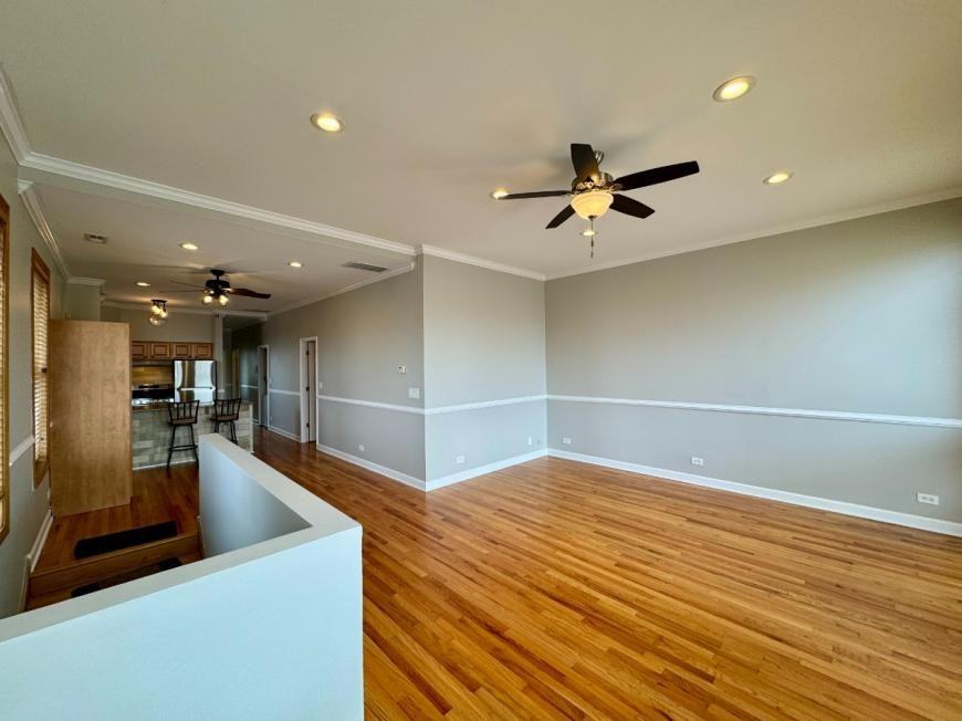 1537 N Fairfield Ave - Photo 6 of 10