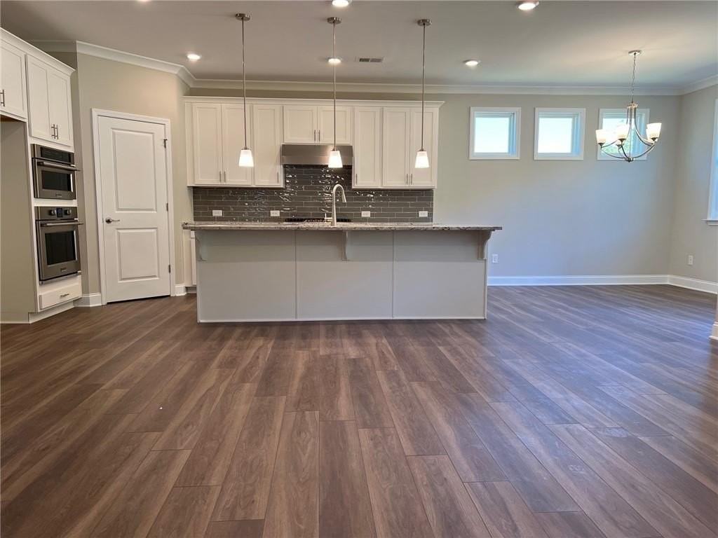 135 Hollis St - Photo 3 of 28