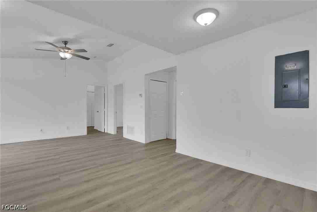 128 Harold Ave S - Photo 6 of 22