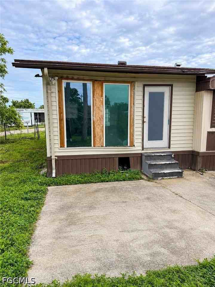 130 Lantern Pl - Photo 2 of 13