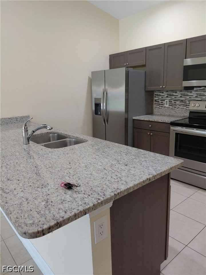 4608 Santa Barbara Blvd - Photo 4 of 13