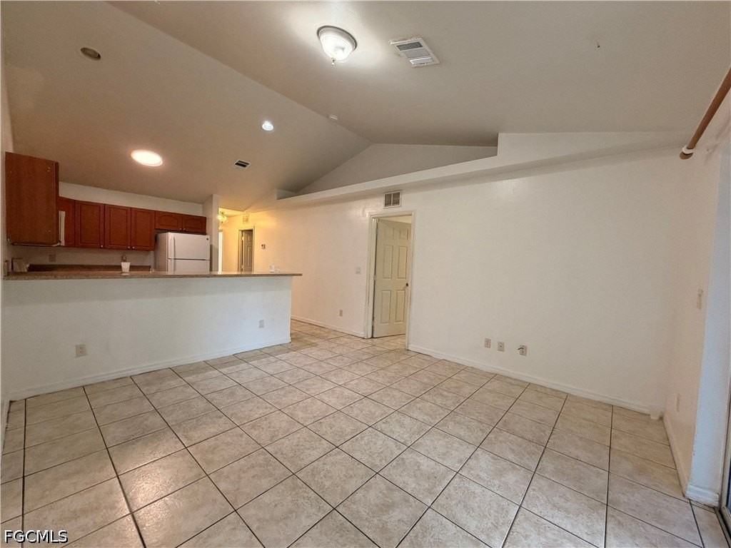 2438 George Ave S - Photo 3 of 15