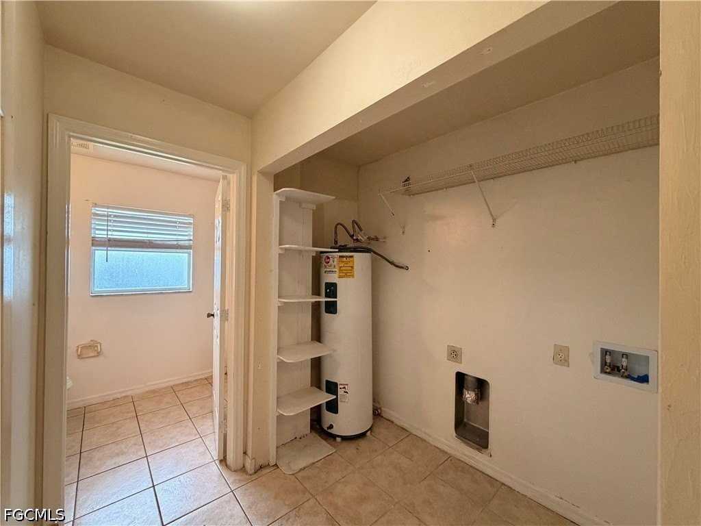 2438 George Ave S - Photo 5 of 15