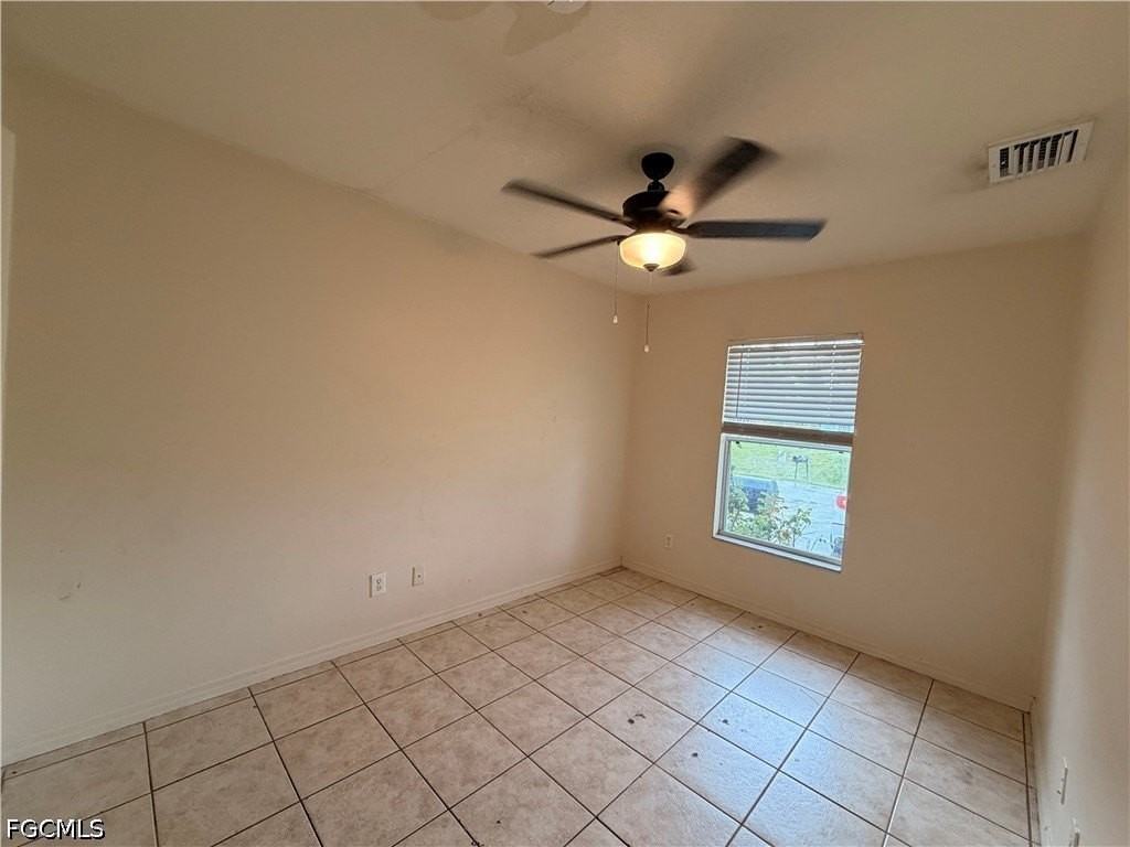 2438 George Ave S - Photo 6 of 15