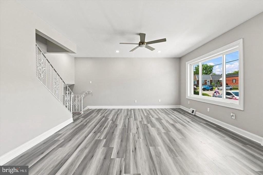 105 Fronefield Ave - Photo 7 of 24
