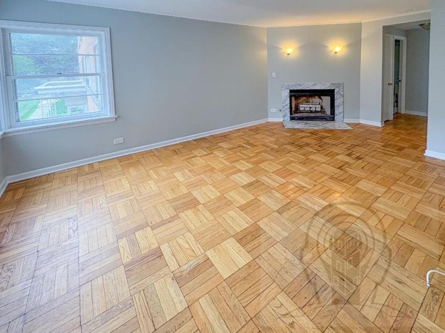 524 Michigan Ave - Photo 2 of 10