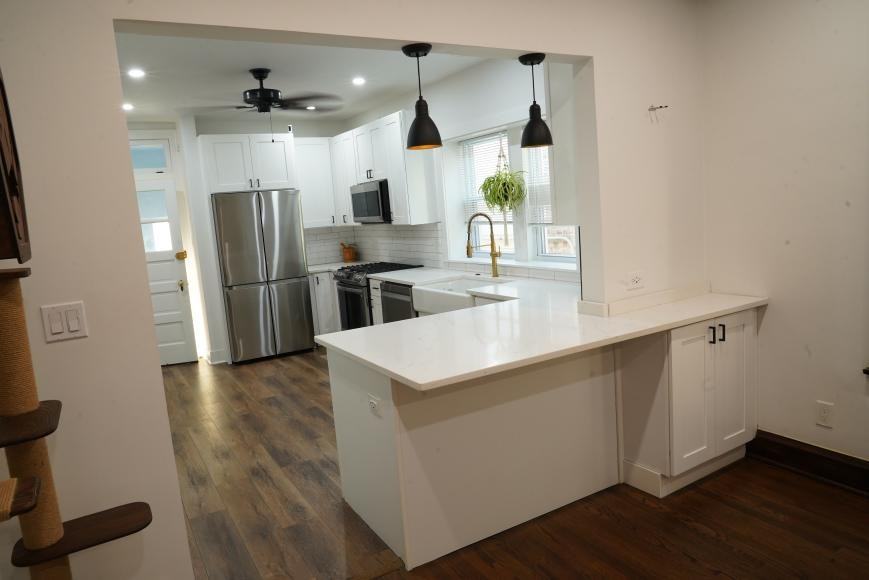 6604 N Campbell Ave - Photo 7 of 10