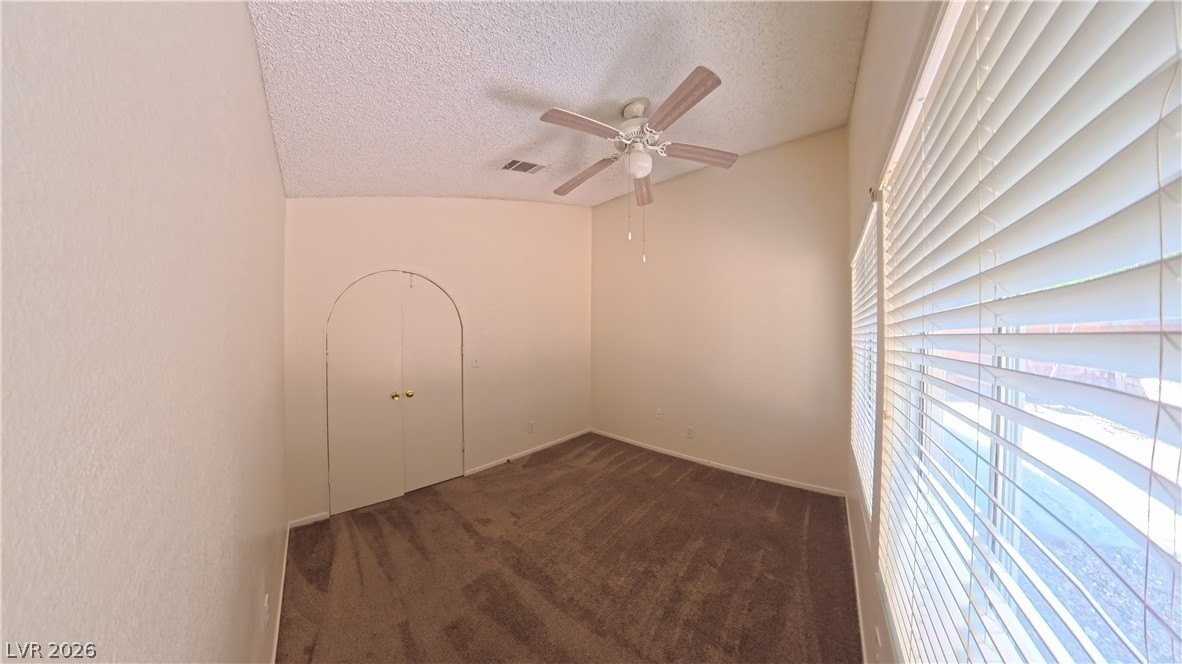 9640 Swan Bay Dr - Photo 7 of 33