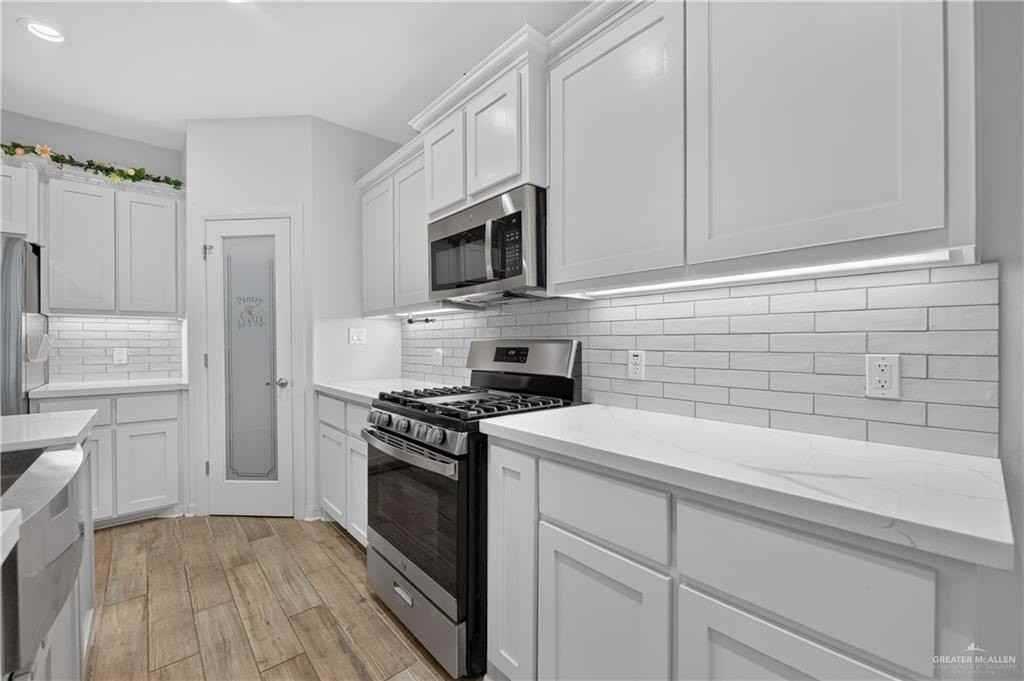 14451 Chalk Ridge Dr - Photo 7 of 24
