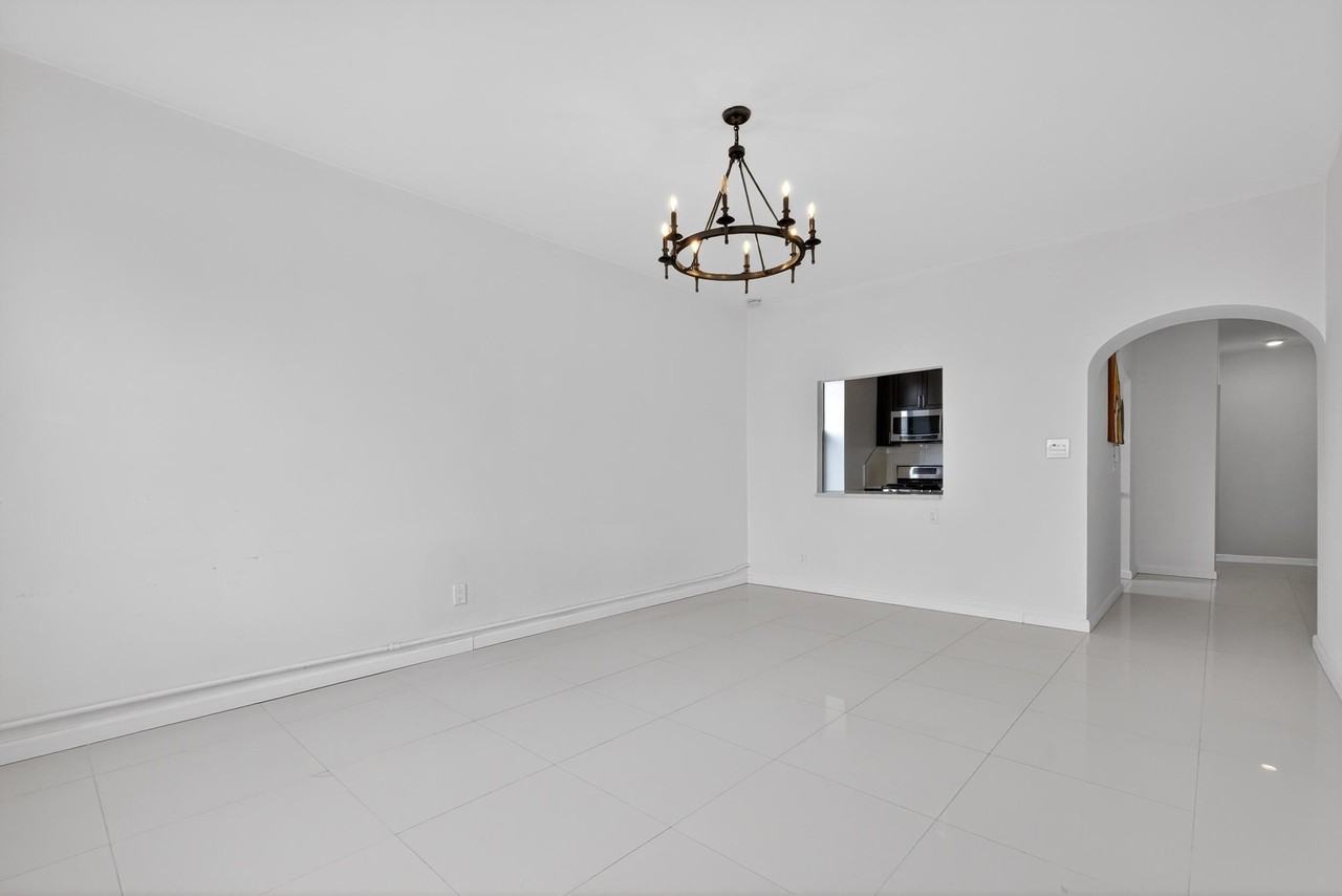 104 Palisade Ave #201 - Photo 2 of 18