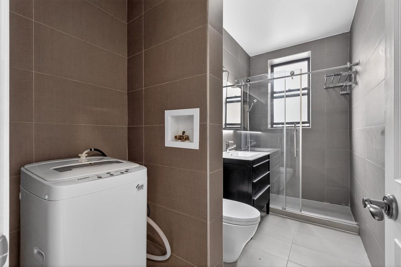 104 Palisade Ave #201 - Photo 5 of 18