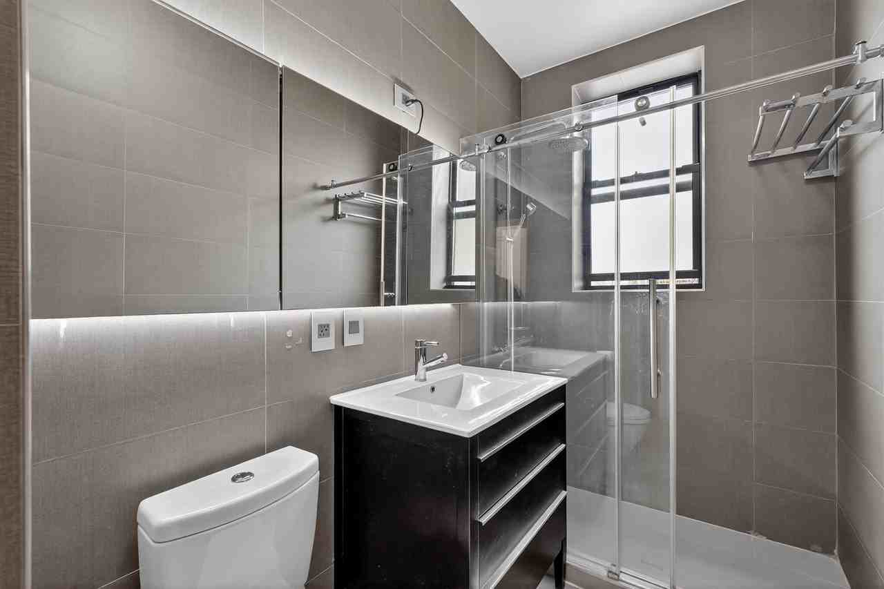 104 Palisade Ave #201 - Photo 6 of 18