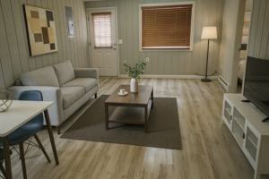 featured image of 207 E Main St