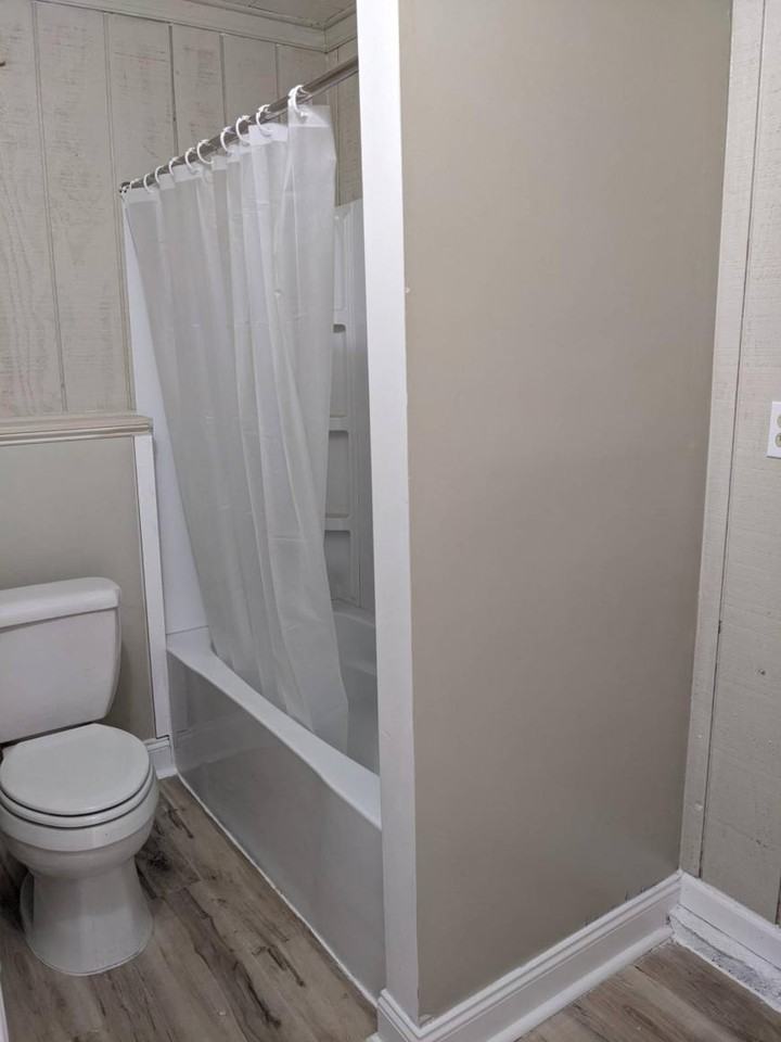 207 E Main St - Photo 6 of 9